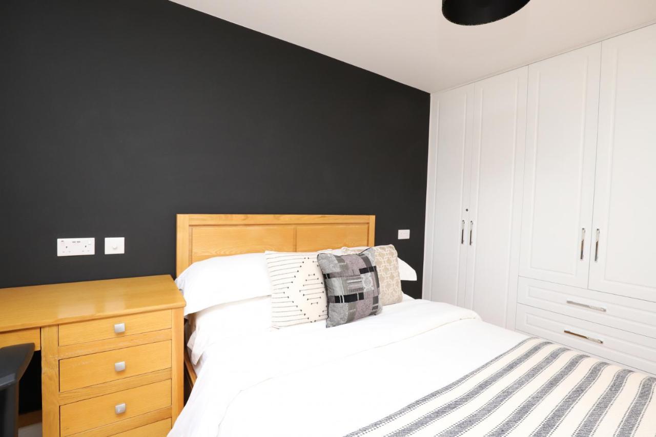 Séjour chez l'habitant Luxurious Double Bedroom, Ensuite With Free Wifi. Oxford