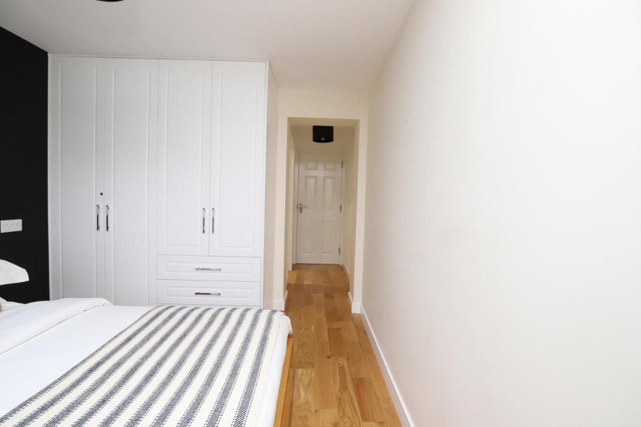 Luxurious Double Bedroom, Ensuite With Free Wifi. Homestay